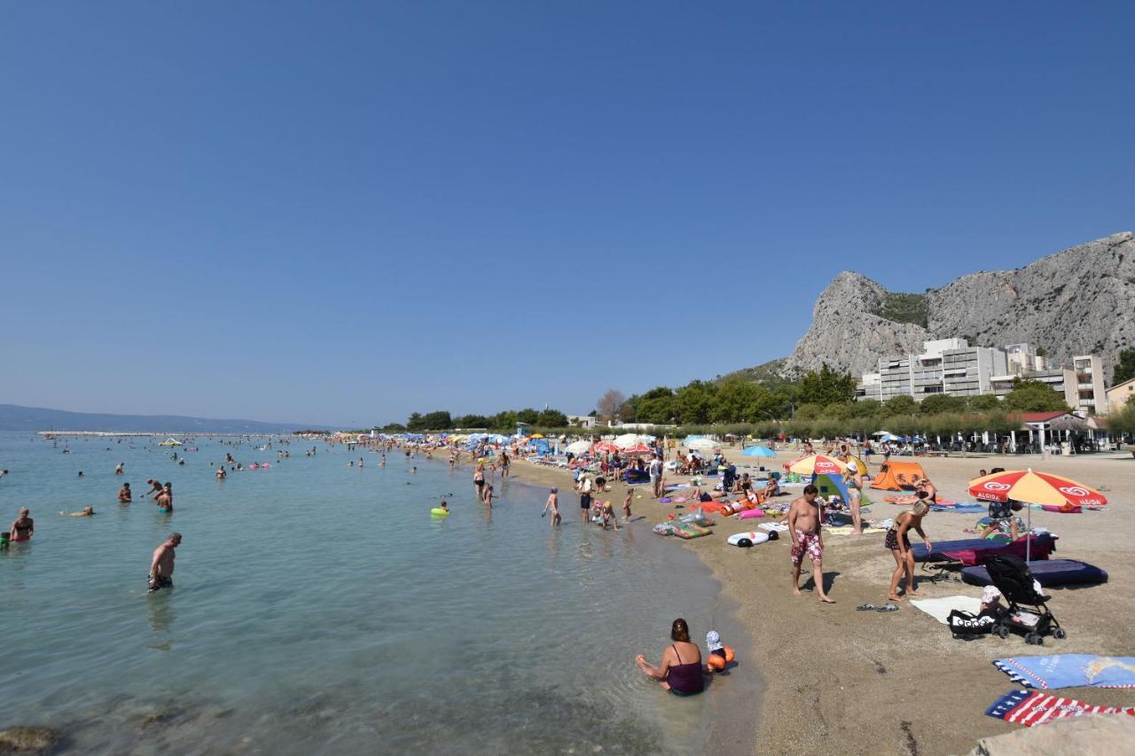 Apartment Sreta Omiš Exterior foto